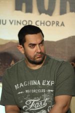 Aamir Khan at the trailer launch of Vidhu Vinod Chopra_s maiden Hollywood film Broken Horses in PVR Cinemas on 10th March 2015 (15)_550006610565c.JPG