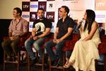Aamir Khan, Vidhu Vinod Chopra, Rajkumar Hirani unveils PK Dvd in Mumbai on 11th March 2015 (28)_5501597ad4f92.JPG
