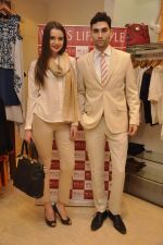 at Wills Lifestyle unviels Spring Summer 2015 collection in Mumbai on 14th March 2015 (18)_550558a1d0ff9.JPG