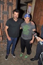 Aamir Khan meets Anil Kapoor at his home on 16th March 2015 (9)_5507ef1f2a04c.JPG