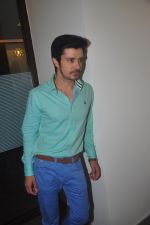 Darshan Kumaar at NH10 success bash in Eros Office on 16th March 2015 (6)_5507f059dfe60.jpg