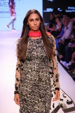 Model walks the ramp for HUEMN Show at Lakme Fashion Week 2015 Day 1 on 18th March 2015 (93)_550aa2fc5b968.JPG