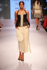 Model walks the ramp for ILK Show at Lakme Fashion Week 2015 Day 1 on 18th March 2015 (21)_550aa24696abb.JPG