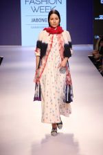 Model walks the ramp for KaSha Show at Lakme Fashion Week 2015 Day 1 on 18th March 2015 (37)_550aa2dd629a9.JPG