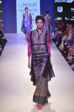 Model walks the ramp for Krishna Mehta Show at Lakme Fashion Week 2015 Day 1 on 18th March 2015 (46)_550aa4d8703a0.JPG