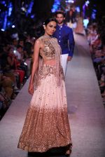 Model walks the ramp for Manish Malhotra Show at Lakme Fashion Week 2015 Day 1 on 18th March 2015 (107)_550aa9bb662a1.JPG