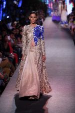 Model walks the ramp for Manish Malhotra Show at Lakme Fashion Week 2015 Day 1 on 18th March 2015 (30)_550aa9489dbbe.JPG