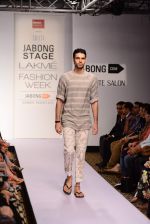 Model walks the ramp for Sailex Show at Lakme Fashion Week 2015 Day 1 on 18th March 2015 (2)_550aaac89682d.JPG