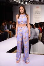 Model walks the ramp for Sailex Show at Lakme Fashion Week 2015 Day 1 on 18th March 2015 (52)_550aab157757a.JPG
