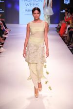 Model walks the ramp for Verb by Pallavi Singhee at Lakme Fashion Week 2015 Day 1 on 18th March 2015 (2)_550aaca018aa9.JPG
