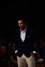 Irfan Pathan walks the ramp for Killer and Easies Show at Lakme Fashion Week 2015 Day 2 on 19th March 2015 (108)_550c059f71801.JPG