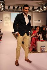 Irfan Pathan walks the ramp for Killer and Easies Show at Lakme Fashion Week 2015 Day 2 on 19th March 2015 (24)_550c05e61df8c.JPG