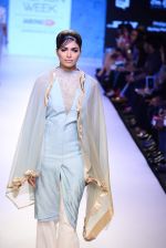 Model walk the ramp for Kiran Uttam Ghosh Show at Lakme Fashion Week 2015 Day 2 on 19th March 2015 (23)_550c069fbbe3a.JPG