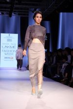 Model walks the ramp for Antar Agni Show at Lakme Fashion Week 2015 Day 2 on 19th March 2015 (75)_550c01587d3a4.JPG
