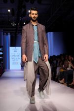 Model walks the ramp for Antar Agni Show at Lakme Fashion Week 2015 Day 2 on 19th March 2015 (88)_550c0163b9c7d.JPG