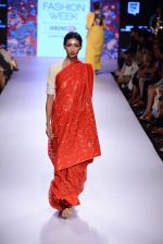 Model walks the ramp for Gaurang Show at Lakme Fashion Week 2015 Day 2 on 19th March 2015 (150)_550c0549b83cc.JPG