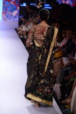Model walks the ramp for Gaurang Show at Lakme Fashion Week 2015 Day 2 on 19th March 2015 (60)_550c04f498e83.JPG