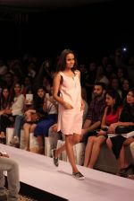 Model walks the ramp for Jabong Presents Miss Bennett London Show at Lakme Fashion Week 2015 Day 2 on 19th March 2015 (20)_550c131ed8d24.JPG