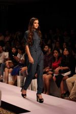 Model walks the ramp for Jabong Presents Miss Bennett London Show at Lakme Fashion Week 2015 Day 2 on 19th March 2015 (252)_550c06cd70910.JPG