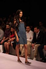 Model walks the ramp for Jabong Presents Miss Bennett London Show at Lakme Fashion Week 2015 Day 2 on 19th March 2015 (278)_550c0727603bf.JPG