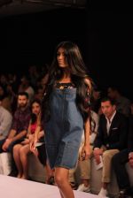 Model walks the ramp for Jabong Presents Miss Bennett London Show at Lakme Fashion Week 2015 Day 2 on 19th March 2015 (282)_550c0732a3072.JPG