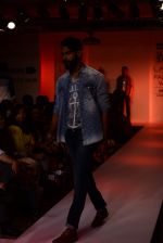Model walks the ramp for Killer and Easies Show at Lakme Fashion Week 2015 Day 2 on 19th March 2015 (114)_550c06c8126eb.JPG