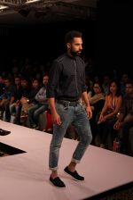Model walks the ramp for Killer and Easies Show at Lakme Fashion Week 2015 Day 2 on 19th March 2015 (213)_550c079f9db32.JPG