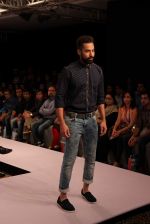 Model walks the ramp for Killer and Easies Show at Lakme Fashion Week 2015 Day 2 on 19th March 2015 (214)_550c07a3a7fd1.JPG