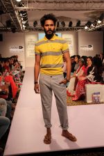 Model walks the ramp for Killer and Easies Show at Lakme Fashion Week 2015 Day 2 on 19th March 2015 (232)_550c07e68ed7a.JPG