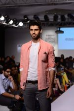 Model walks the ramp for Killer and Easies Show at Lakme Fashion Week 2015 Day 2 on 19th March 2015 (68)_550c0665c2e4f.JPG
