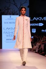 Model walks the ramp for Marg By Soumitra Show at Lakme Fashion Week 2015 Day 2 on 19th March 2015 (14)_550c0695108ab.JPG