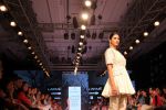 Model walks the ramp for Marg By Soumitra Show at Lakme Fashion Week 2015 Day 2 on 19th March 2015 (23)_550c06b9bb491.JPG