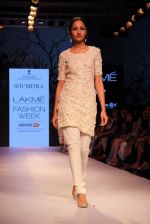 Model walks the ramp for Marg By Soumitra Show at Lakme Fashion Week 2015 Day 2 on 19th March 2015 (31)_550c06d5869e2.JPG