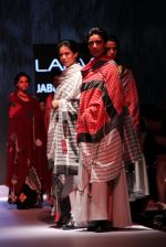 Model walks the ramp for Mayank and Shraddha Nigam Show at Lakme Fashion Week 2015 Day 2 on 19th March 2015 (27)_550c06eae48ae.JPG