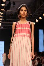 Model walks the ramp for Mayank and Shraddha Nigam Show at Lakme Fashion Week 2015 Day 2 on 19th March 2015 (73)_550c0781d4ad8.JPG