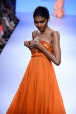 Model walks the ramp for Mulmul Show at Lakme Fashion Week 2015 Day 2 on 19th March 2015 (107)_550c0a9eaf48d.JPG