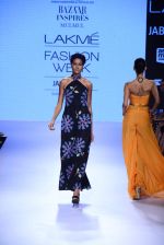 Model walks the ramp for Mulmul Show at Lakme Fashion Week 2015 Day 2 on 19th March 2015 (151)_550c0af235e71.JPG