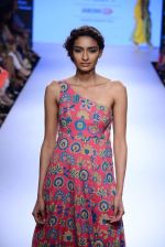Model walks the ramp for Mulmul Show at Lakme Fashion Week 2015 Day 2 on 19th March 2015 (175)_550c0b0ae31d6.JPG