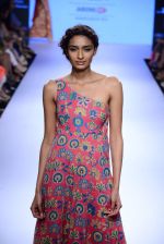 Model walks the ramp for Mulmul Show at Lakme Fashion Week 2015 Day 2 on 19th March 2015 (176)_550c0b0be3512.JPG