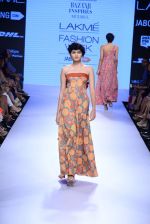 Model walks the ramp for Mulmul Show at Lakme Fashion Week 2015 Day 2 on 19th March 2015 (181)_550c0b121ccf9.JPG