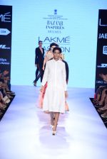 Model walks the ramp for Mulmul Show at Lakme Fashion Week 2015 Day 2 on 19th March 2015 (285)_550c0b788c5d6.JPG