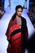 Model walks the ramp for Mulmul Show at Lakme Fashion Week 2015 Day 2 on 19th March 2015 (61)_550c0a6a28731.JPG