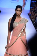Model walks the ramp for Mulmul Show at Lakme Fashion Week 2015 Day 2 on 19th March 2015 (74)_550c0a774e9e9.JPG
