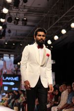 Model walks the ramp for Raghavendra Rathore Show at Lakme Fashion Week 2015 Day 2 on 19th March 2015 (46)_550c0ae78d465.JPG