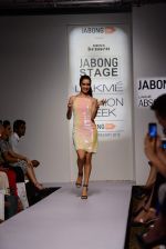 Shraddha Kapoor walks the ramp for Jabong Presents Miss Bennett London Show at Lakme Fashion Week 2015 Day 2 on 19th March 2015 (176 (181)_550c056807b63.JPG