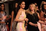 Shraddha Kapoor walks the ramp for Jabong Presents Miss Bennett London Show at Lakme Fashion Week 2015 Day 2 on 19th March 2015 (29)_550c1346a623c.JPG