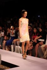 Shraddha Kapoor walks the ramp for Jabong Presents Miss Bennett London Show at Lakme Fashion Week 2015 Day 2 on 19th March 2015 (454 (457)_550c05bca50a9.JPG