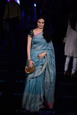 on Day 2 at Lakme Fashion Week 2015 on 19th March 2015 (241)_550c11d3c5424.JPG