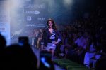 Gauri Khan_s show for Satya Paul at LFW 2015 Day 3 on 20th March 2015 (426)_550d5b2d892f9.JPG