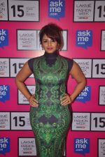 Huma Qureshi on Day 4 at Lakme Fashion Week 2015 on 21st March 2015 (192)_550ed9d2cf9e7.JPG
